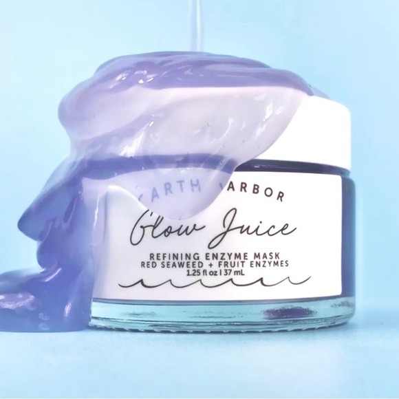 Earth Harbor bundle: Glow Juice Enzyme mask & Mermaid Milk Glow Moisturizer. - Picture 2 of 16